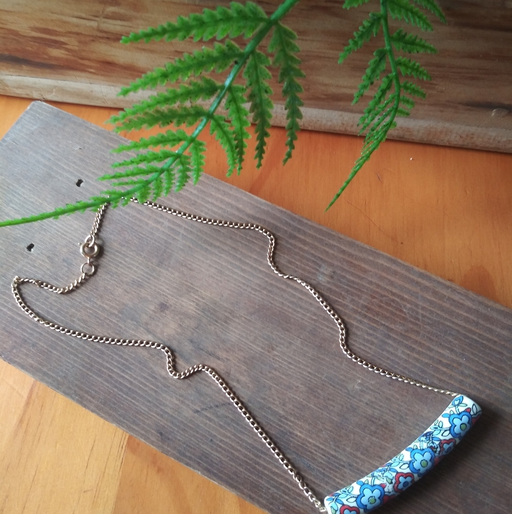 Vintage Floral Bead Necklace
